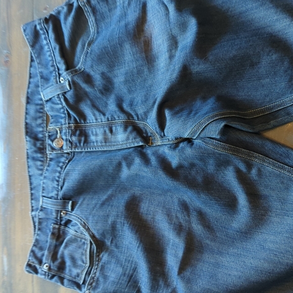 Jeans/Denim - Picture 2 of 3